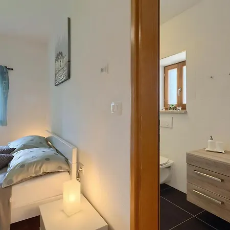Elia Feriehus Nova Vas (Krsan)