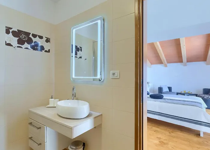 Elia Vakantiehuis Nova Vas (Krsan)